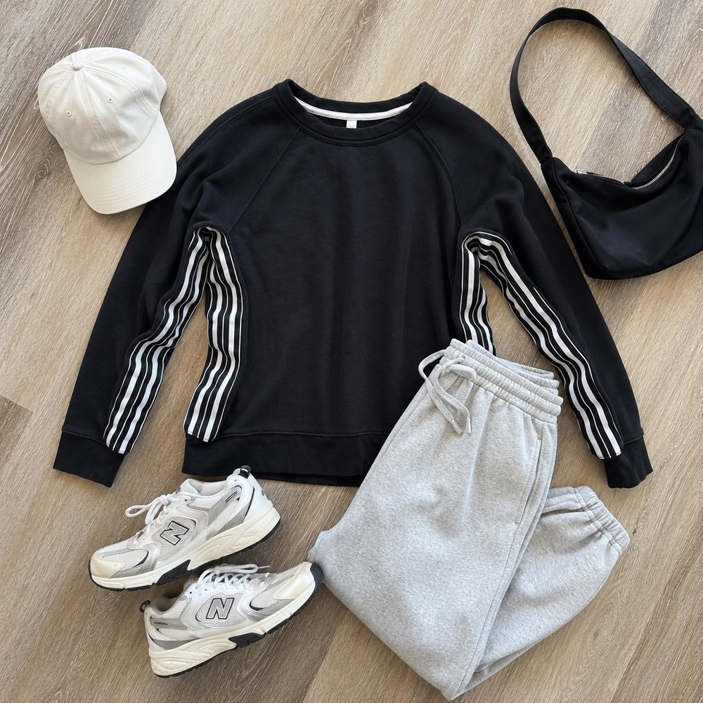 ATHLETA Black Striped Sleeve Crewneck Sweatshirt – Size M